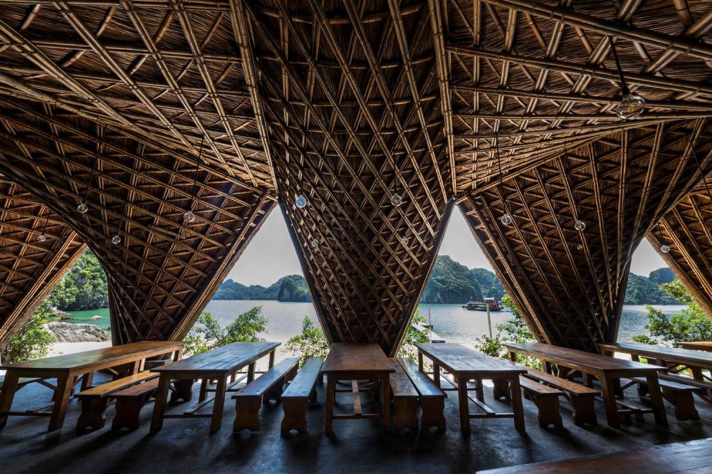 Khám phá resort bằng tre tuyệt đẹp trên vịnh Lan Hạ, Hải Phòng